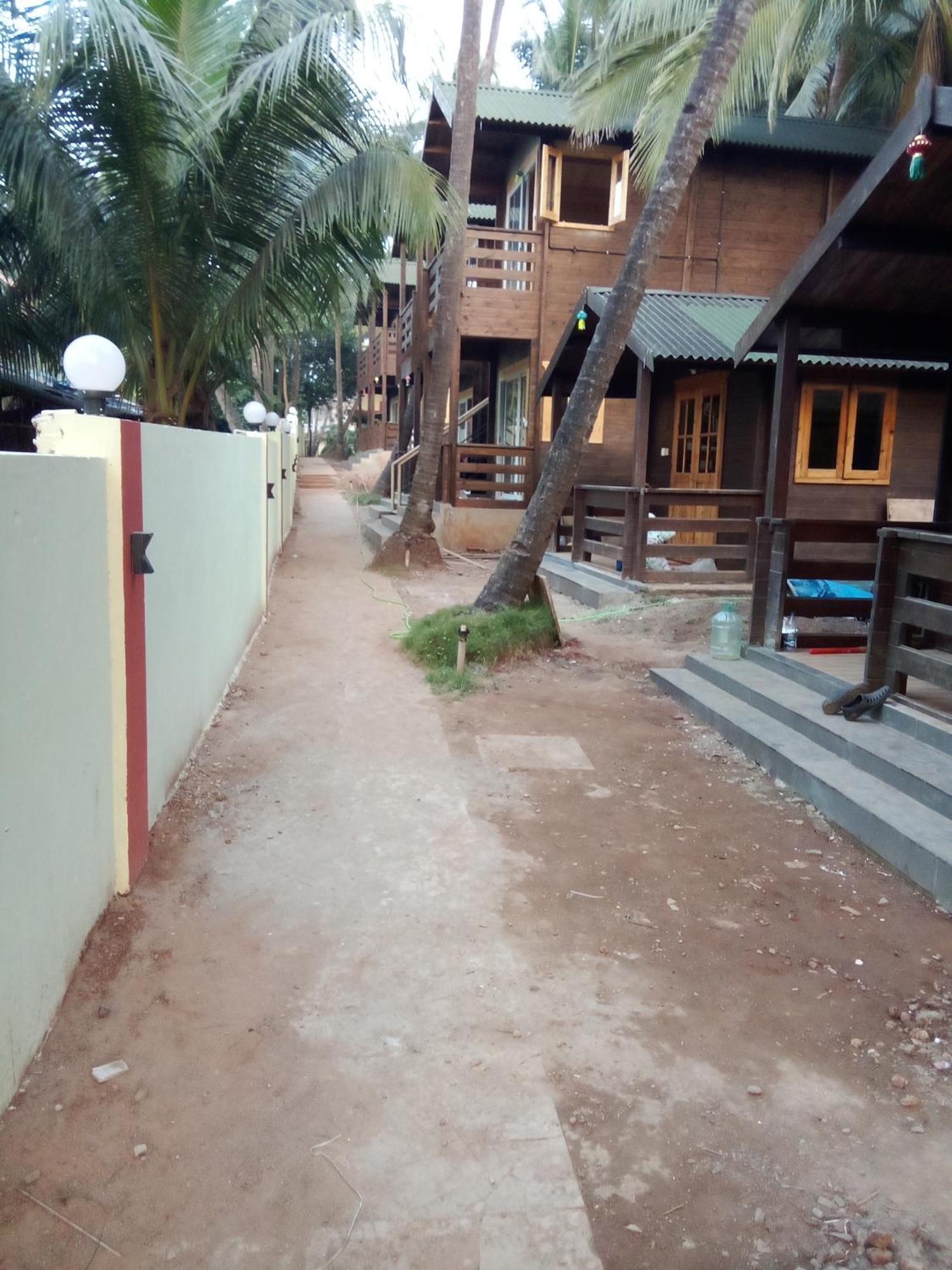 The Cool Huts Hotel Ashvem Beach Bagian luar foto