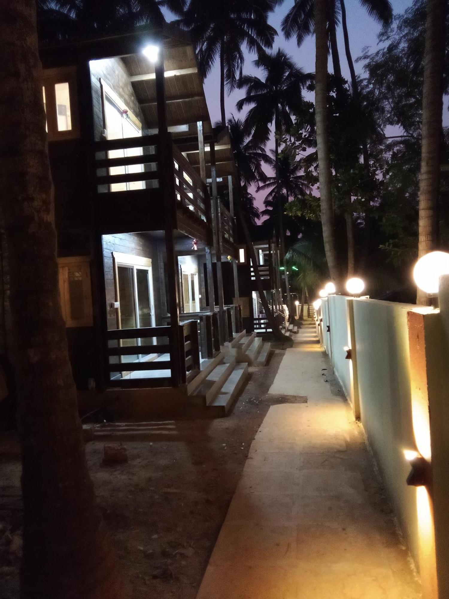 The Cool Huts Hotel Ashvem Beach Bagian luar foto